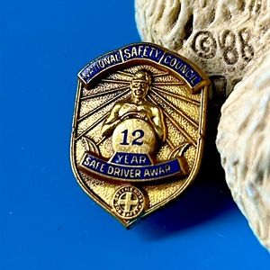 🖤National Safety Council 12 Year Safe Driver Award Pin with Screw Back